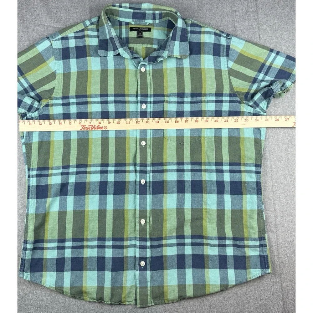 Banana Republic XL Plaid Short Sleeve Button Front Shirt Green Blue